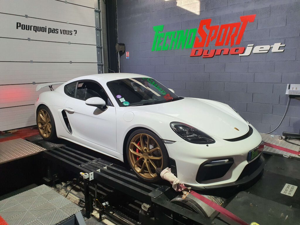 Reprogrammation moteur Porsche GT4